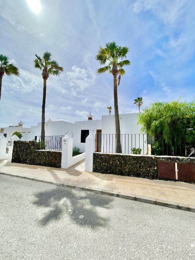 Villa Casahost Townhouse Lise à Puerto del Carmen  Extérieur photo